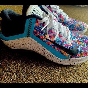 Nike Metcong shoes sz 6 womans like new